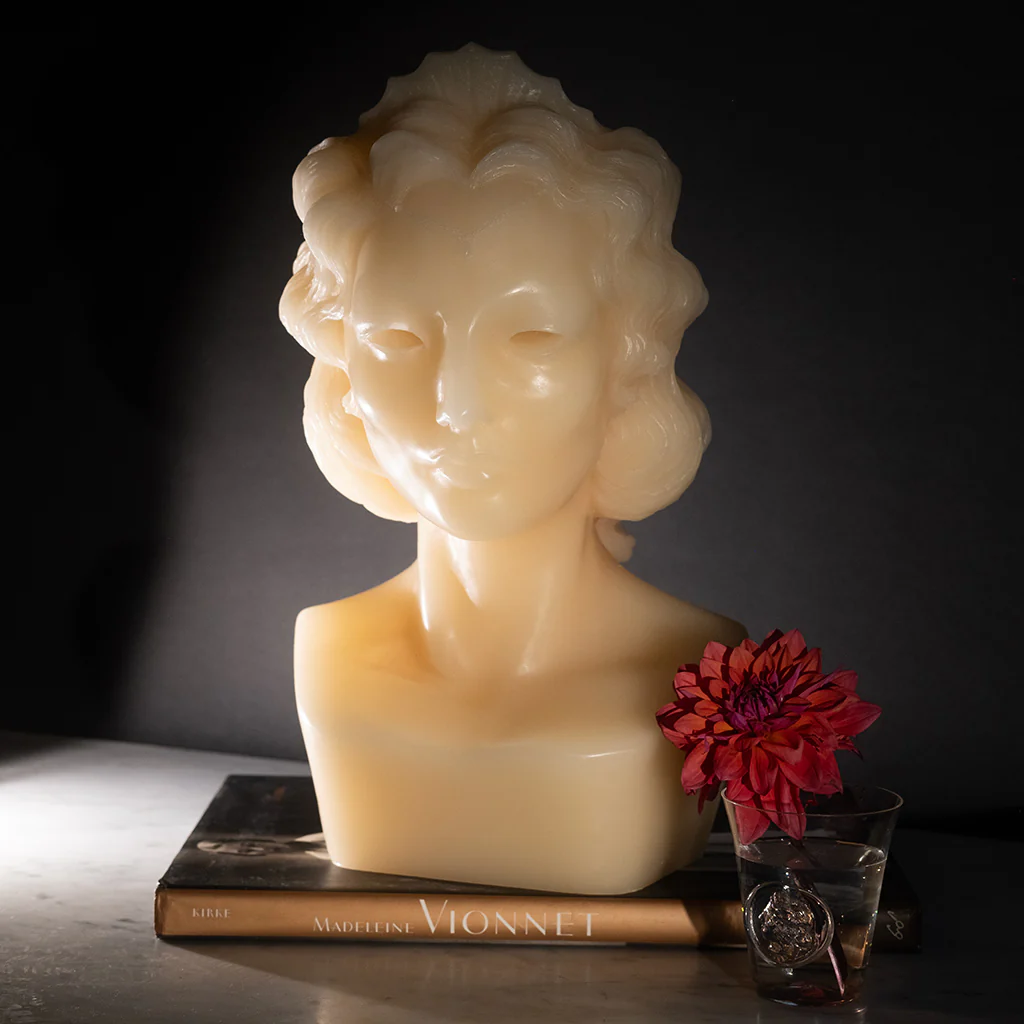 WEEPING BUST