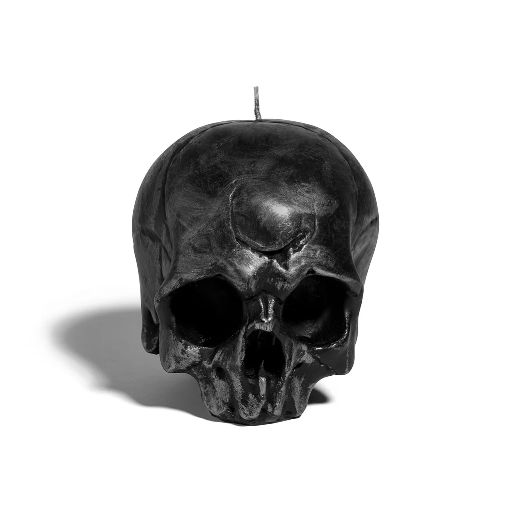 2-memento-mori-candle-1.webp MEMENTO MORI CANDLE