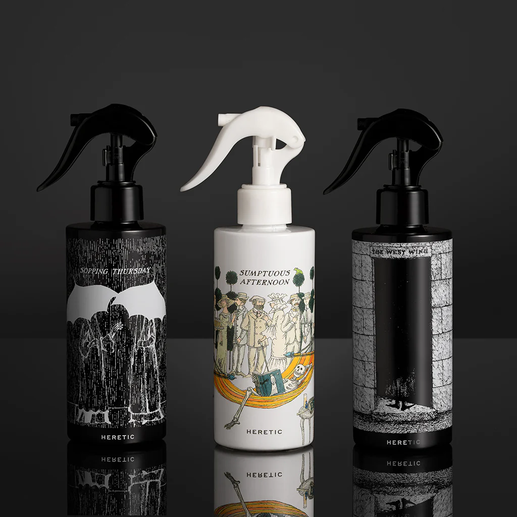 213-edward-gorey-x-heretic-room-spray-bundle-2.webp EDWARD GOREY X HERETIC ROOM SPRAY BUNDLE